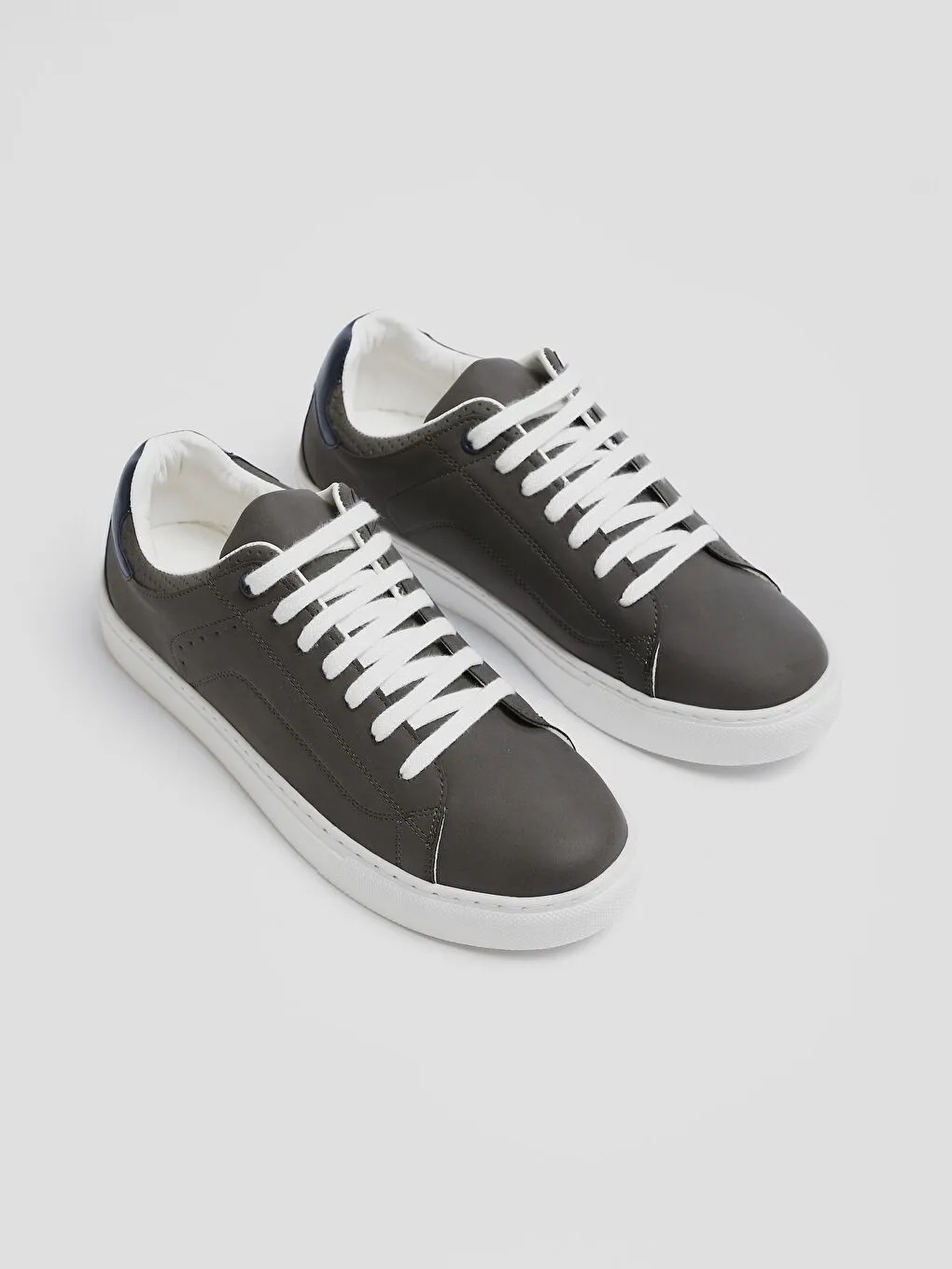 lcw-steps-أحذية-رياضية-شامواه-صناعي-بأربطة-للرجال